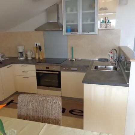 Ana Appartement Petrčane