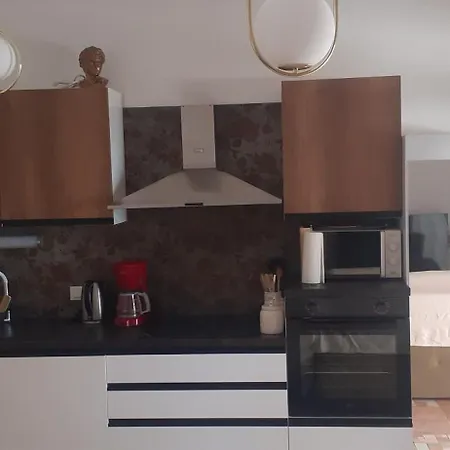 شقة Ana بيتريتْشاني