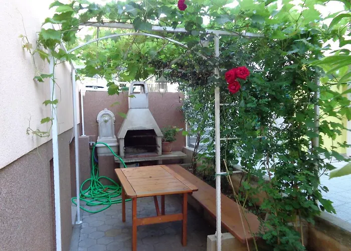 Ana Apartamento