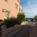 Apartment Ana