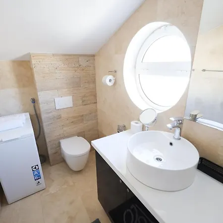 Apartment Ana