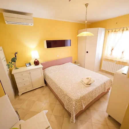 Ana Apartment