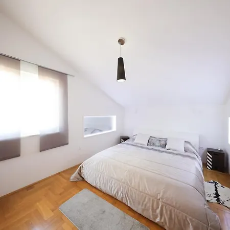 Apartment Ana