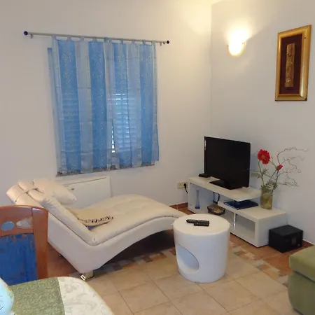 Ana Appartement Petrcane