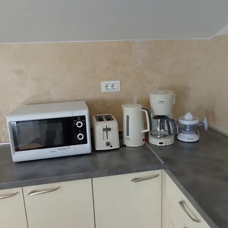 Ana Apartment