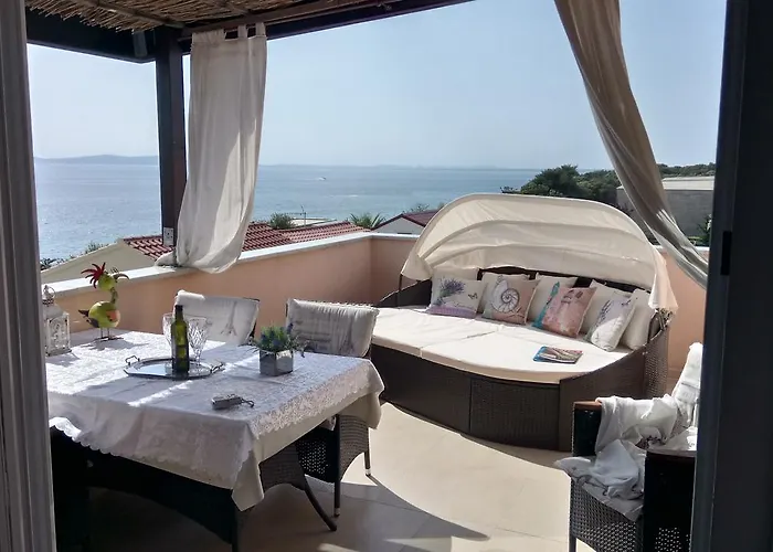 Апартаменты Ana *